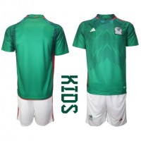 Camisa de time de futebol México Replicas 1º Equipamento Infantil Mundo 2022 Manga Curta (+ Calças curtas)